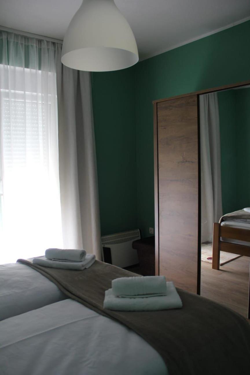 Apartman Lilium Knin Kültér fotó