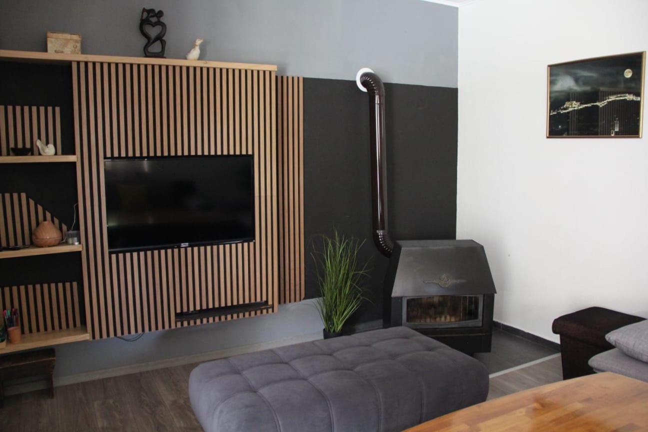 Apartman Lilium Knin Kültér fotó